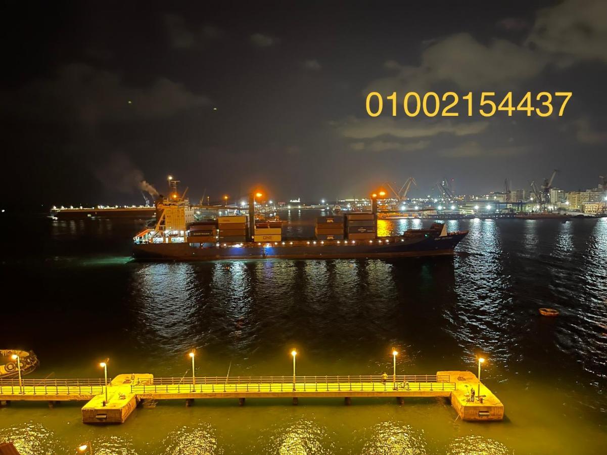 Ferienwohnung شقة مطلة علي قناة السويس701 Port Said Exterior foto